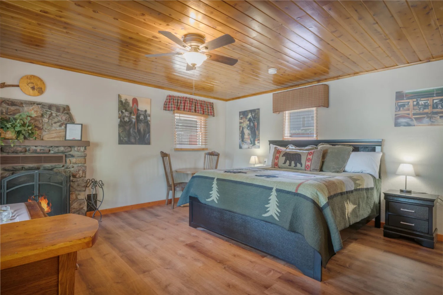 Belclare Cabin interior at The Burgundy — view 5